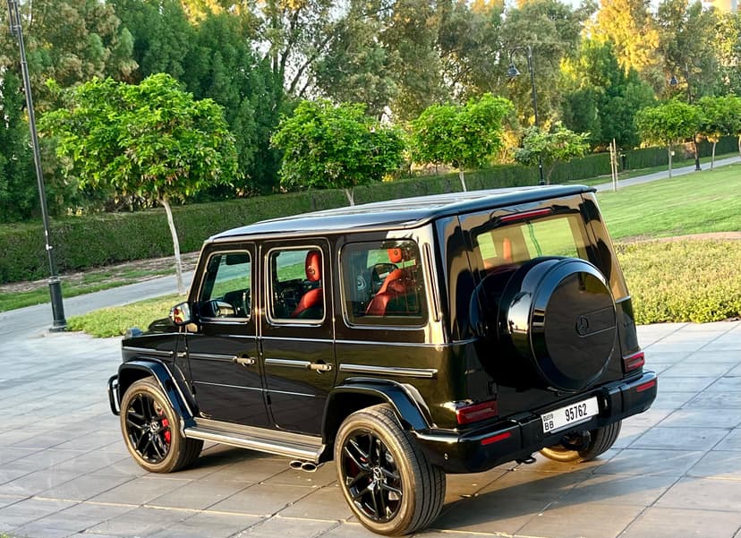 Mercedes-G CLASS 2025 huren Dubai - Weergave 4