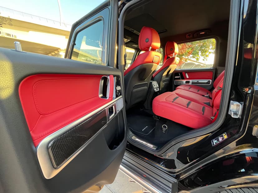 Mercedes-G CLASS 2025 huren Dubai - Weergave 8
