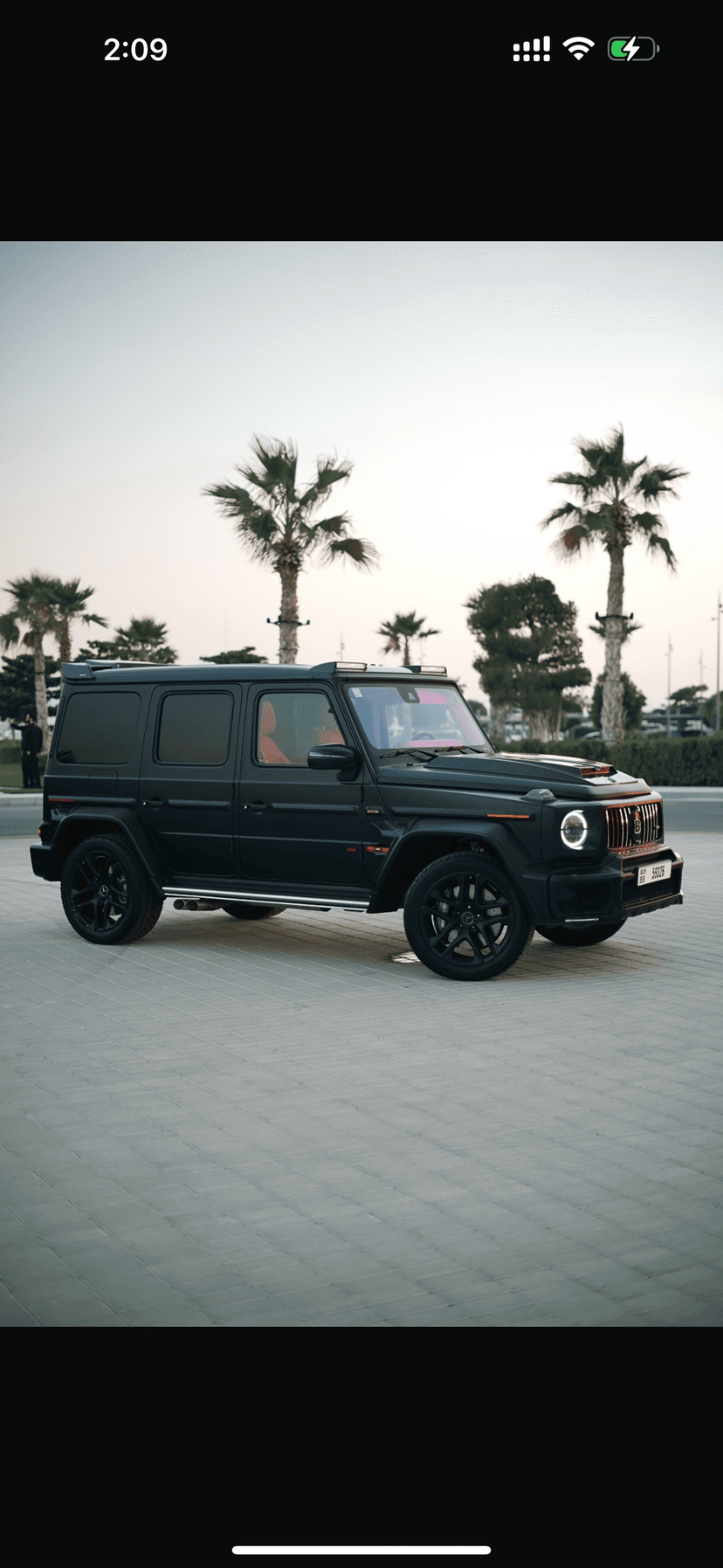 Alquiler Mercedes G63 AMG Brabus kit 2024 Dubái - Vista 2