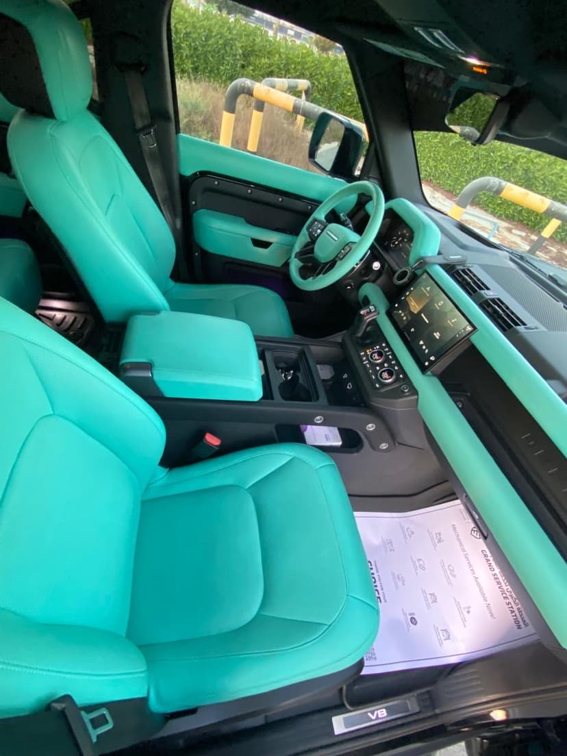 Land Rover Defender V8 2024 Rental Dubai - View 5