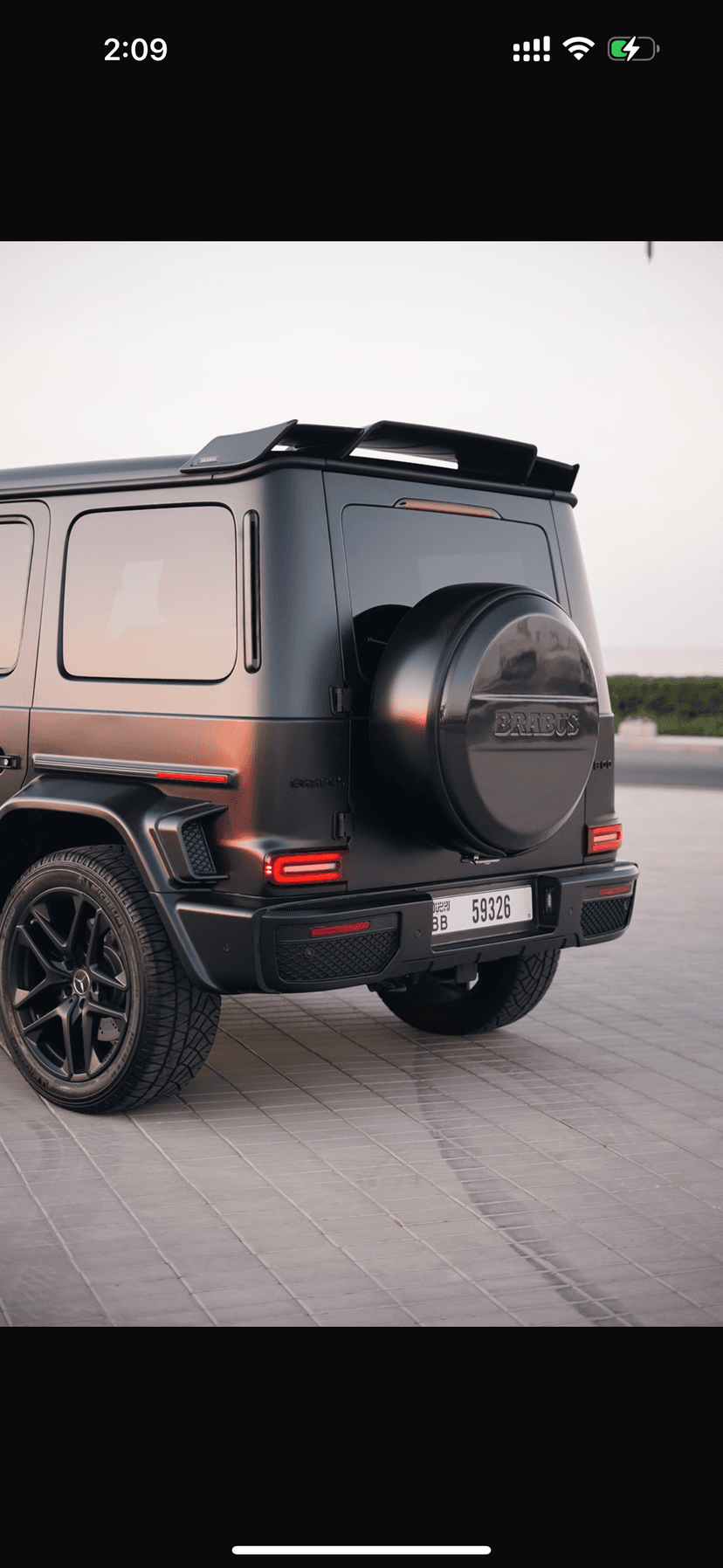 Alquiler Mercedes G63 AMG Brabus kit 2024 Dubái - Vista 5
