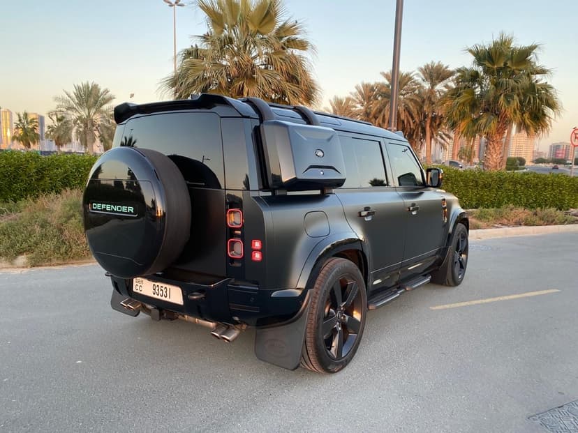 Land Rover Defender V8 2024 Rental Dubai - View 7
