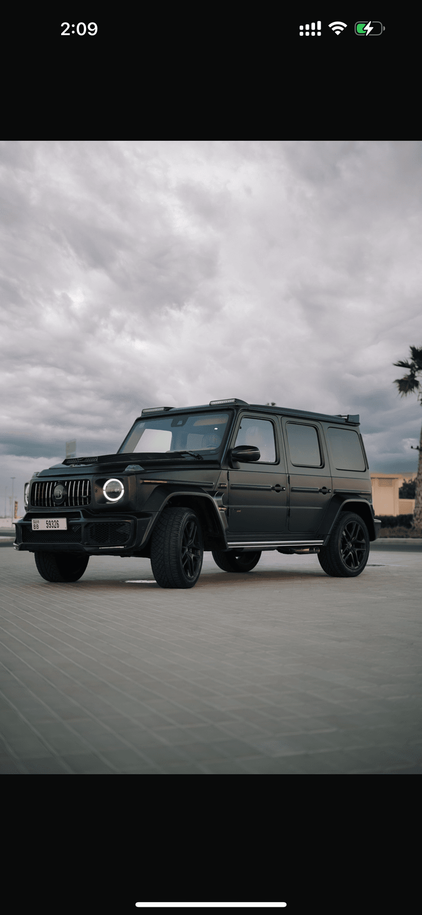 Alquiler Mercedes G63 AMG Brabus kit 2024 Dubái - Vista 3