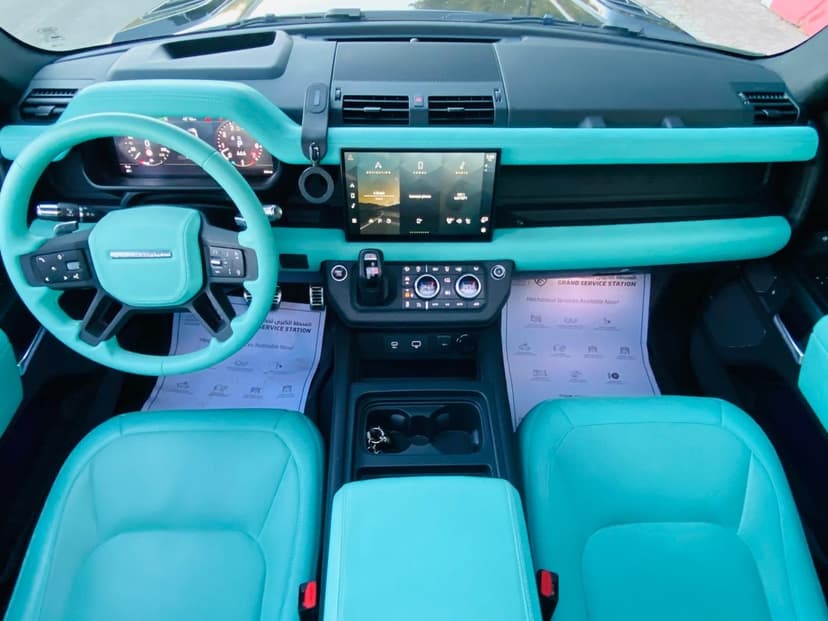 Land Rover Defender V8 2024 Rental Dubai - View 8