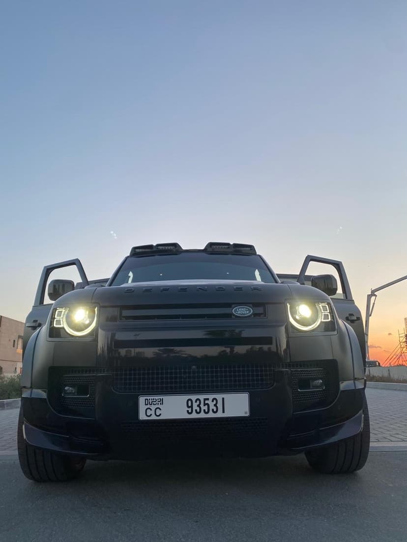 Land Rover Defender V8 2024 Rental Dubai - View 2