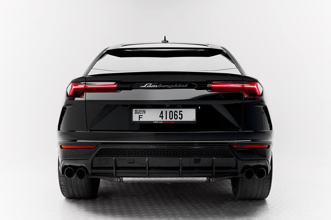 Lamborghini Urus 2023 Rental Dubai - Detail View