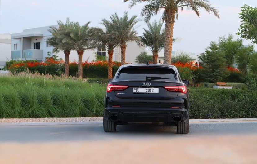 AUDI RSQ3 2022 huren Dubai - Weergave 4