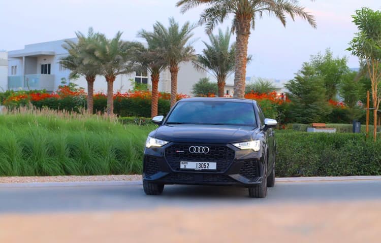 AUDI RSQ3 2022 huren Dubai - Weergave 2