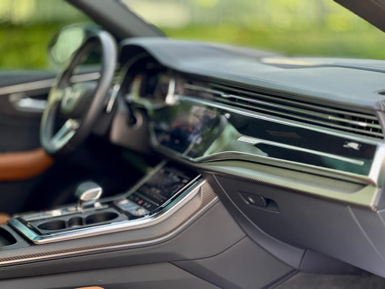 AUDI RSQ8 2022 mieten in Dubai - Ansicht 5