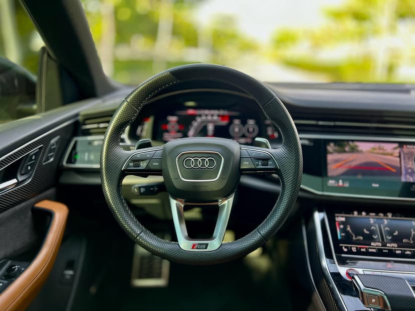 AUDI RSQ8 2022 mieten in Dubai - Ansicht 4