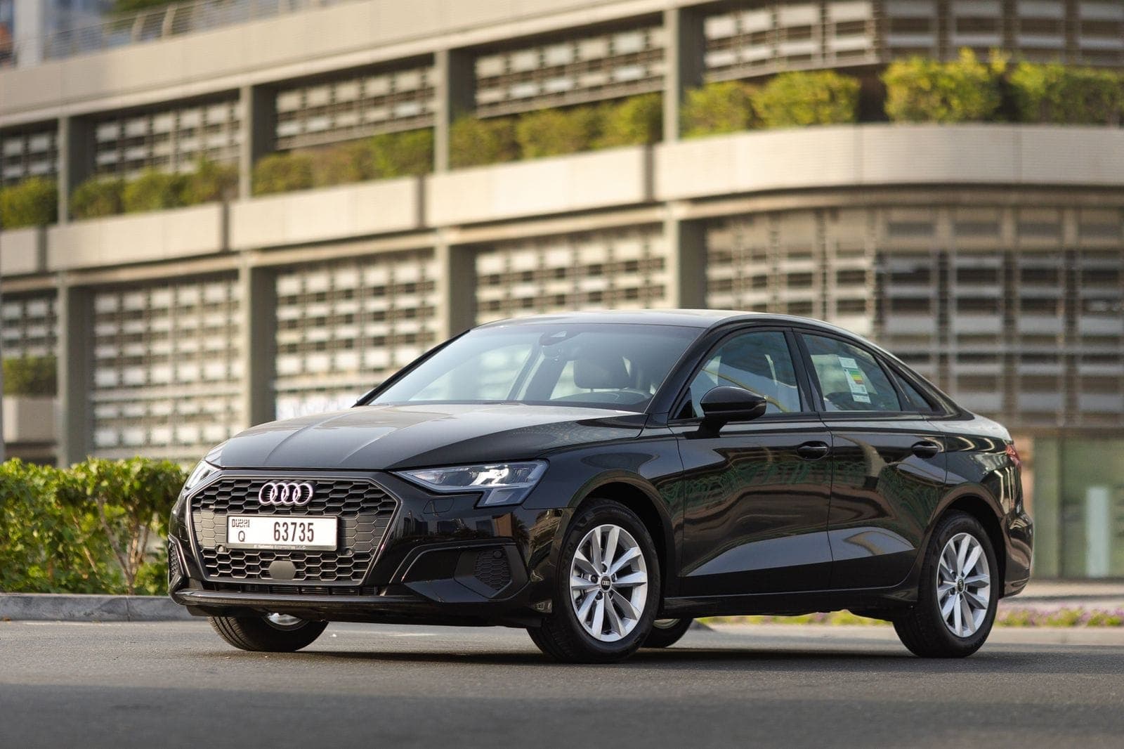 Audi A3 2023 mieten in Dubai - Hauptansicht