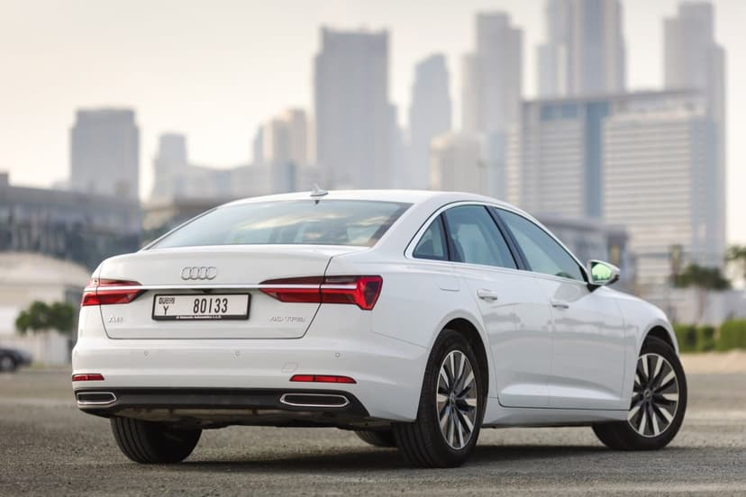تأجير Audi A6 2023 في دبي - صورة 6