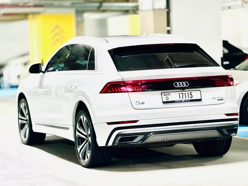 تأجير Audi Q8 2022 في دبي - صورة 3