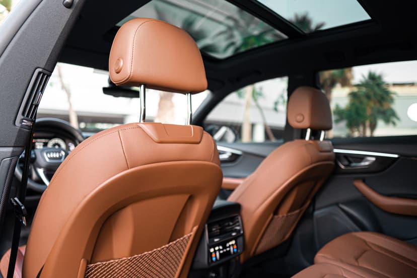تأجير Audi Q8 2023 في دبي - صورة 6