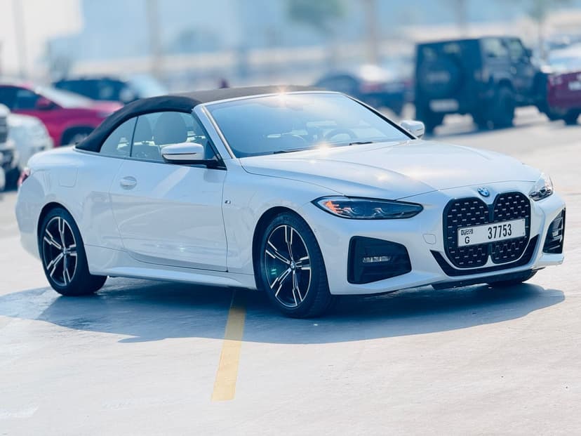 BMW 420i 2024 mieten in Dubai - Ansicht 3