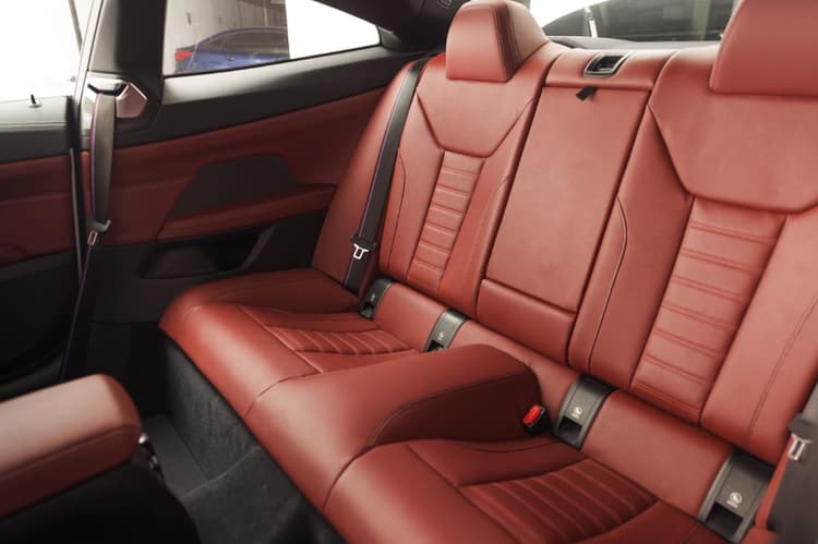 تأجير BMW 430i COUPE 2024 في دبي - صورة 4