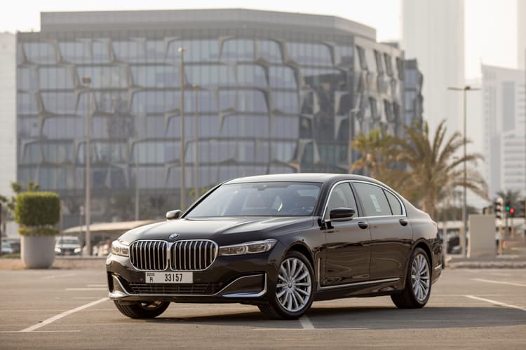 تأجير BMW 730i 2021 في دبي - صورة 5