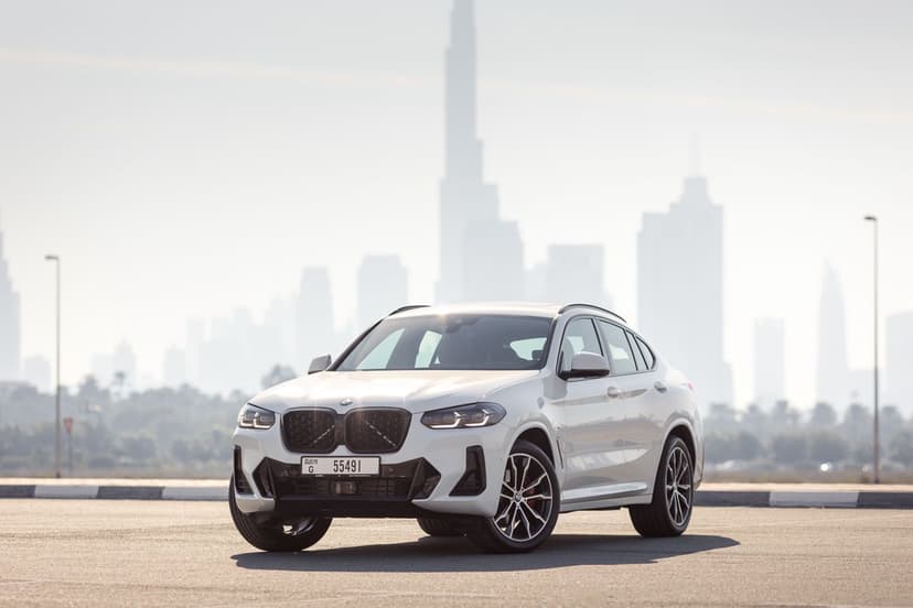 BMW X4 2024 mieten in Dubai - Ansicht 8
