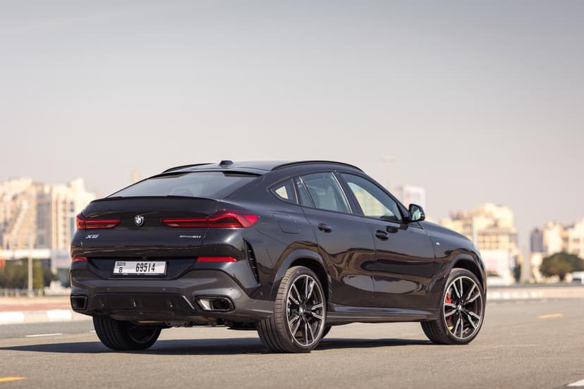 تأجير BMW X6 2024 في دبي - صورة 2