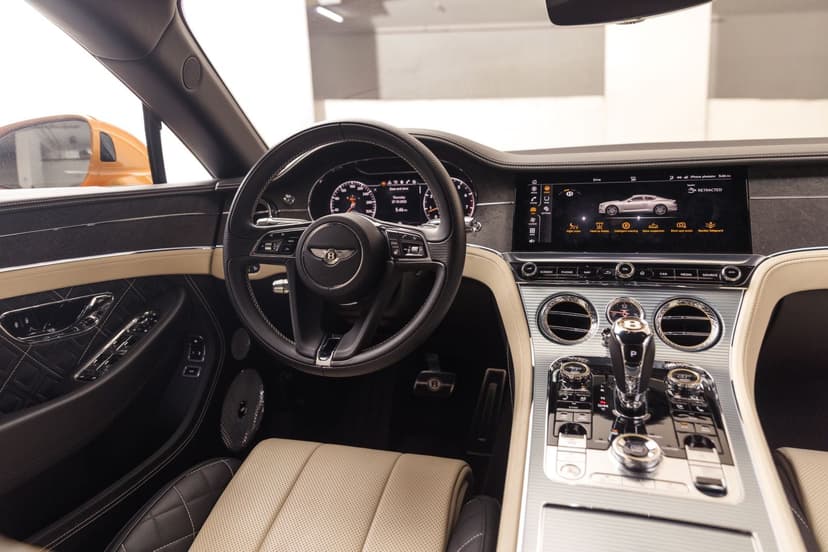 Bentley GT Continental 2022 huren Dubai - Weergave 9