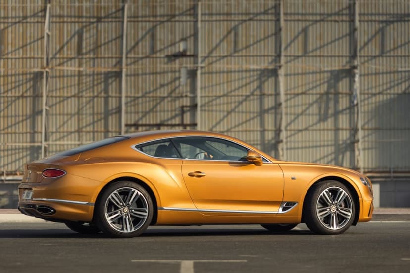 Bentley GT Continental 2022 huren Dubai - Weergave 8