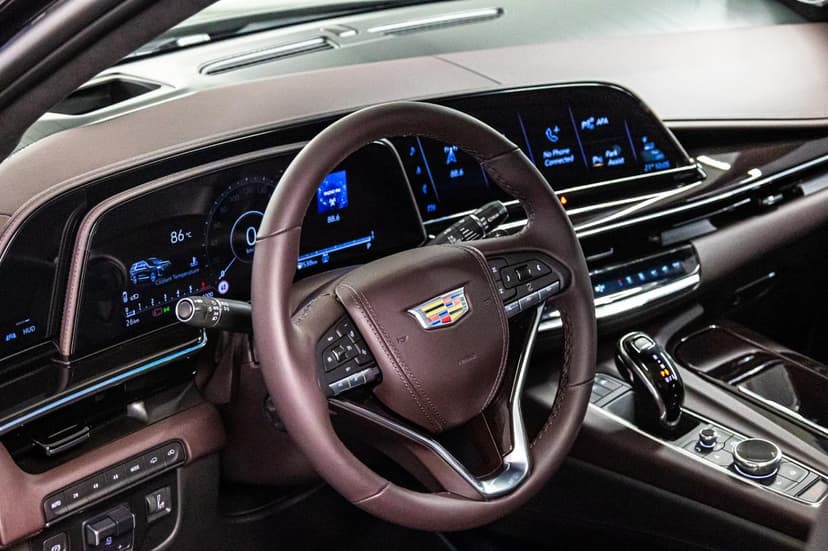 Location Cadillac Escalade Platinum Sport ESV 2024 Dubaï - Vue 11