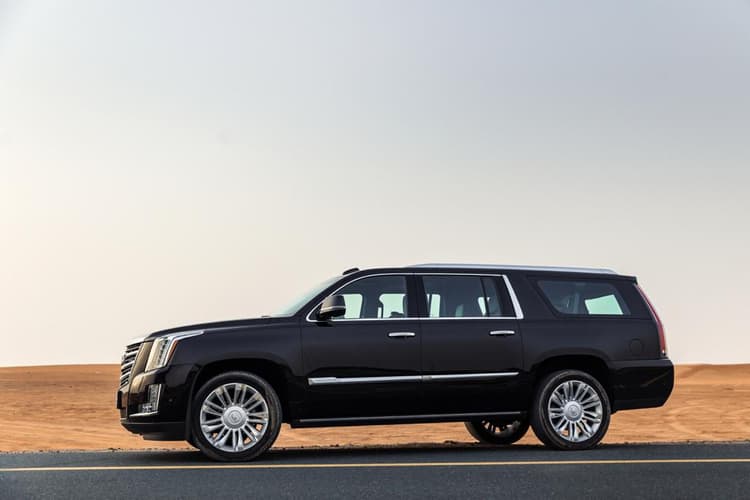Cadillac Escalade XL 2019 mieten in Dubai - Ansicht 5