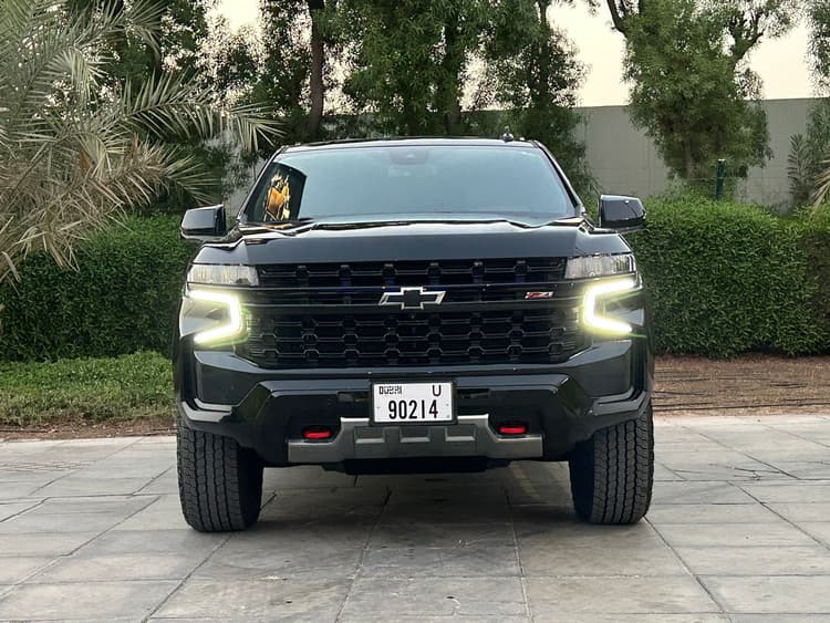 Chevrolet Tahoe Z71 2023 mieten in Dubai - Ansicht 3