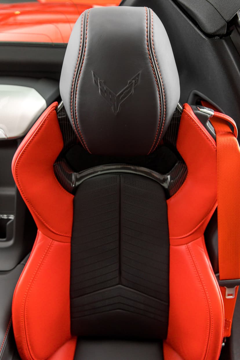 Location Chevrolet corvette C8 2022 Dubaï - Vue 16
