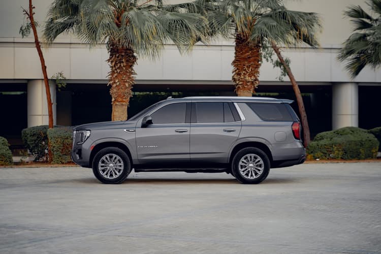Location GMC Yukon 2023 Dubaï - Vue 2