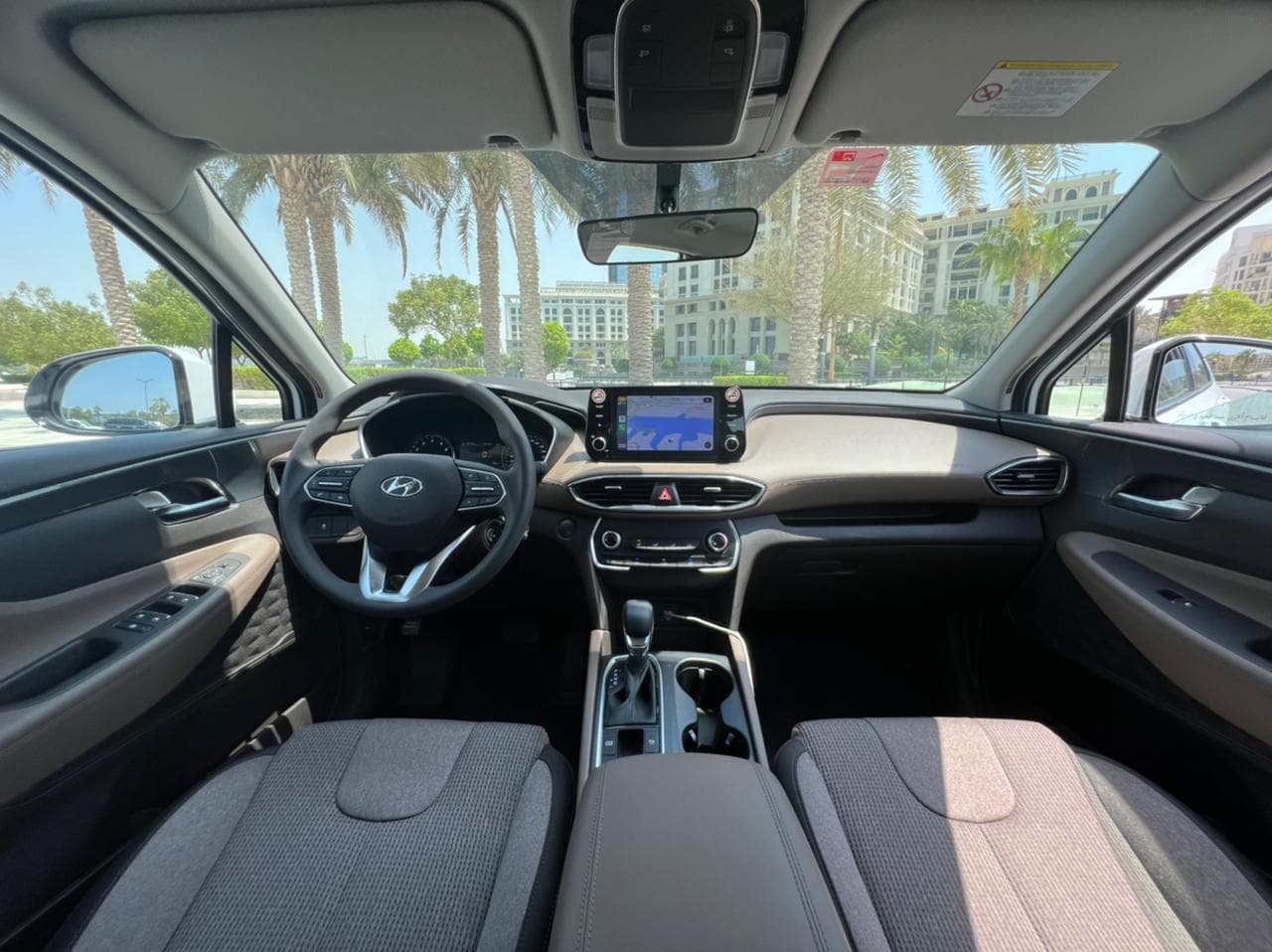تأجير Hyundai Santa Fe 2023 في دبي - صورة تفصيلية