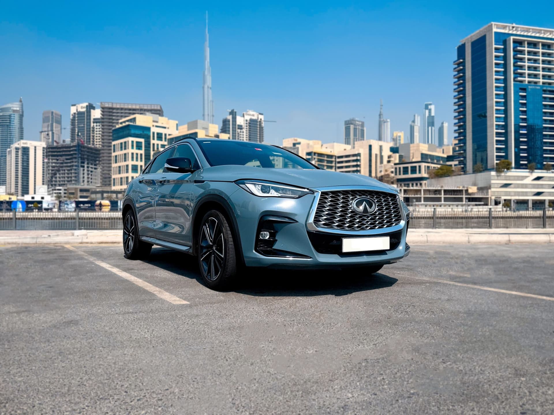 Location INFINITI QX-55 2024 Dubai - Vue principale
