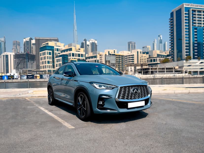Location INFINITI QX-55 2024 Dubai - Vue 2