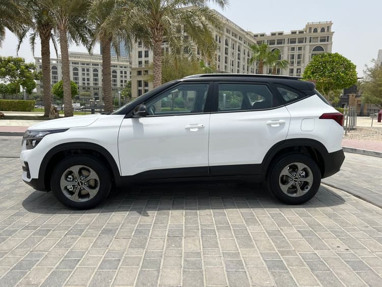 KIA Seltos 2023 mieten in Dubai - Ansicht 5