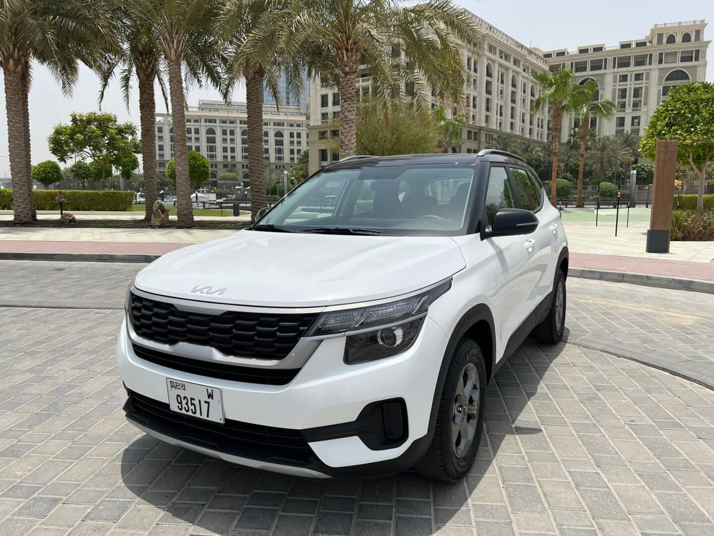 تأجير KIA Seltos 2023 في دبي - المنظر الأمامي