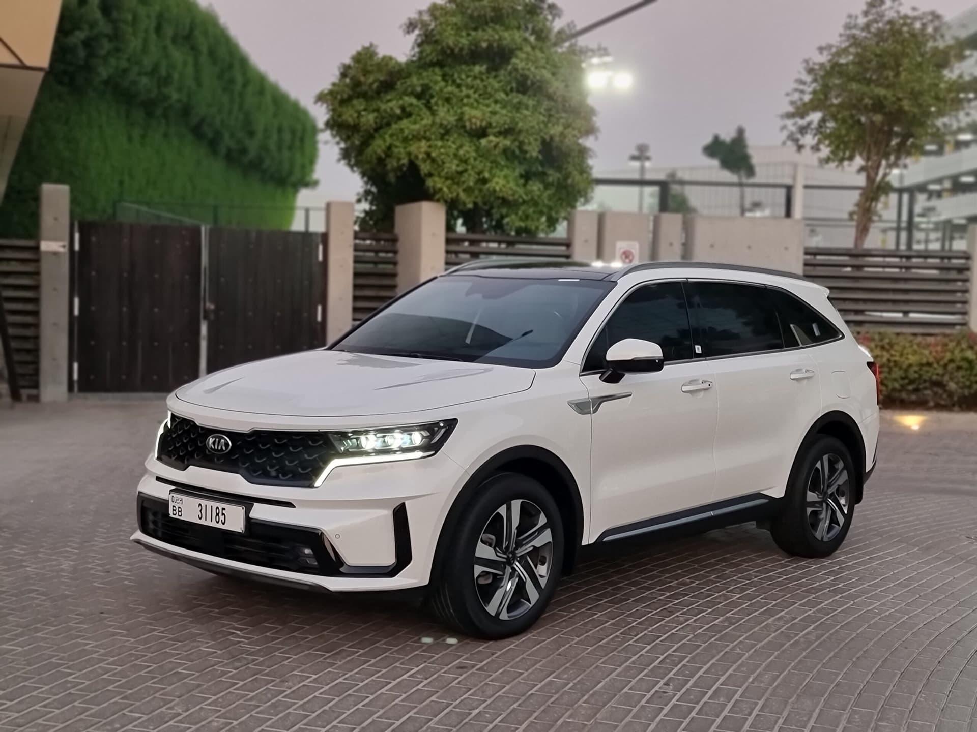 KIA SORENTO 2022 mieten in Dubai - Hauptansicht