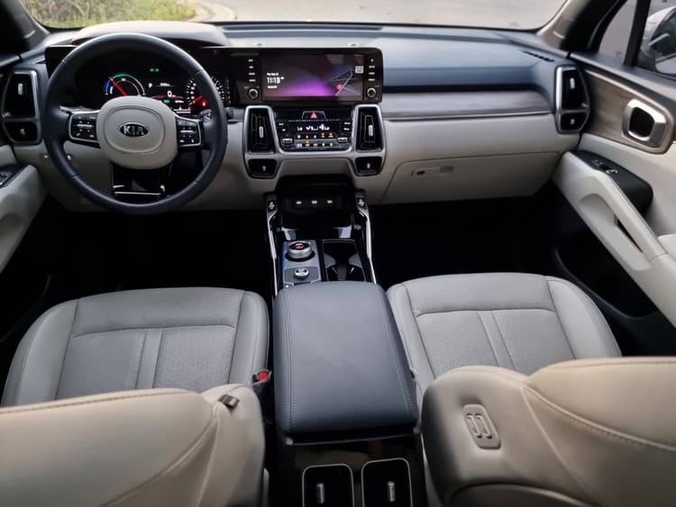 KIA SORENTO 2022 mieten in Dubai - Ansicht 5