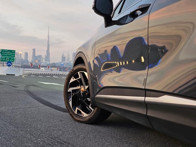 KIA Sportage 2023 huren Dubai - Weergave 3