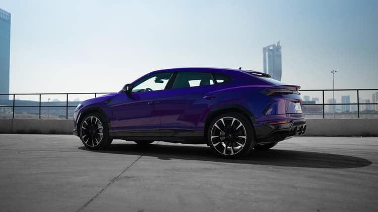 Alquiler Lamborghini Urus 2023 Dubái - Vista 2