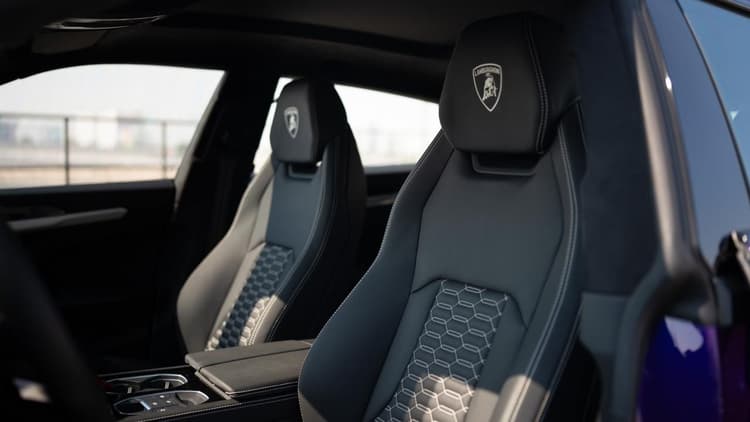 Alquiler Lamborghini Urus 2023 Dubái - Vista 3