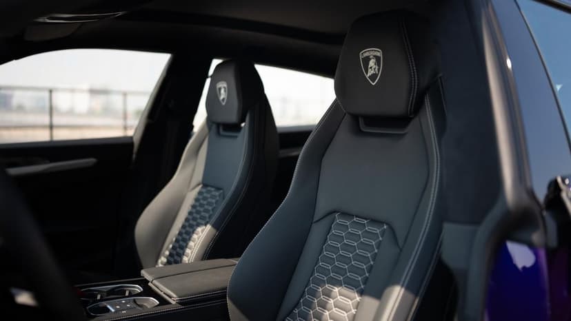 Alquiler Lamborghini Urus 2023 Dubái - Vista 3