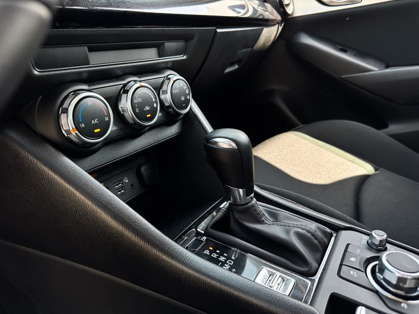 MAZDA CX-3 2024 mieten in Dubai - Ansicht 5