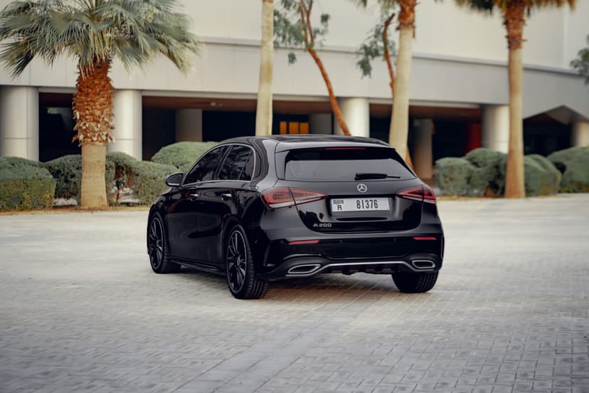 Mercedes A220 2023 mieten in Dubai - Ansicht 3