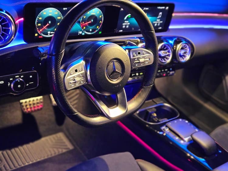 Alquiler Mercedes Benz CLA 250 2021 Dubai - Vista 5