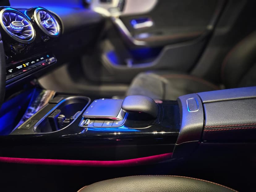 Alquiler Mercedes Benz CLA 250 2021 Dubai - Vista 7
