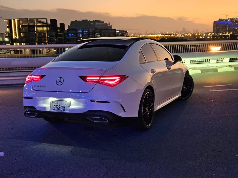 Alquiler Mercedes Benz CLA 250 2021 Dubai - Vista 4
