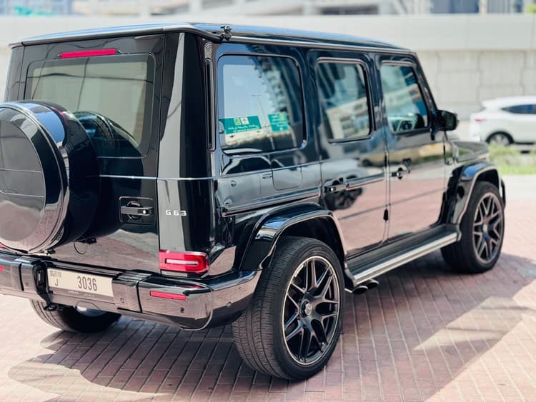 Mercedes G63 2023 mieten in Dubai - Ansicht 4