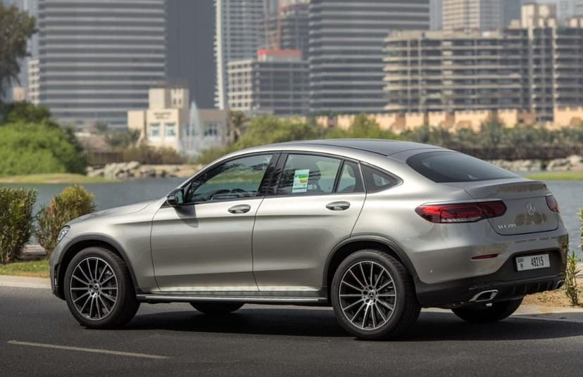 Location Mercedes GLC200 2022 Dubaï - Vue 7