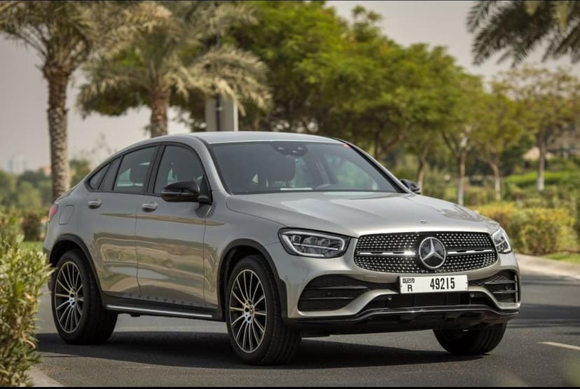 Location Mercedes GLC200 2022 Dubaï - Vue 6