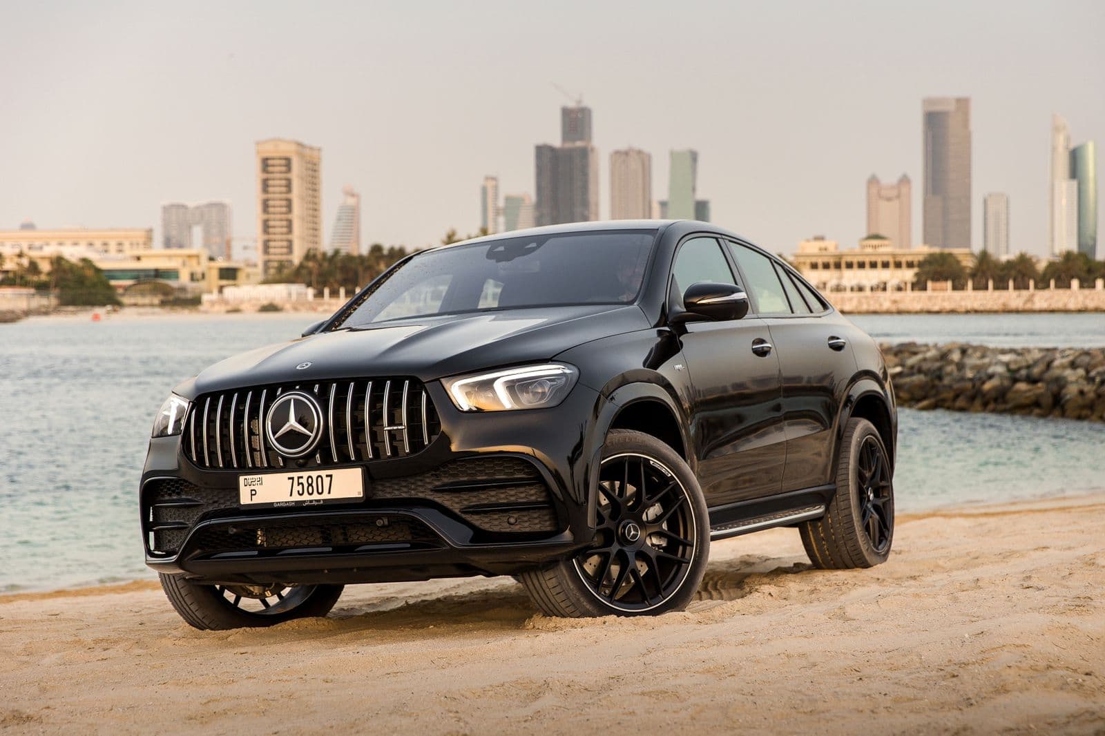 Alquiler Mercedes GLE53 2023 Dubái - Vista principal
